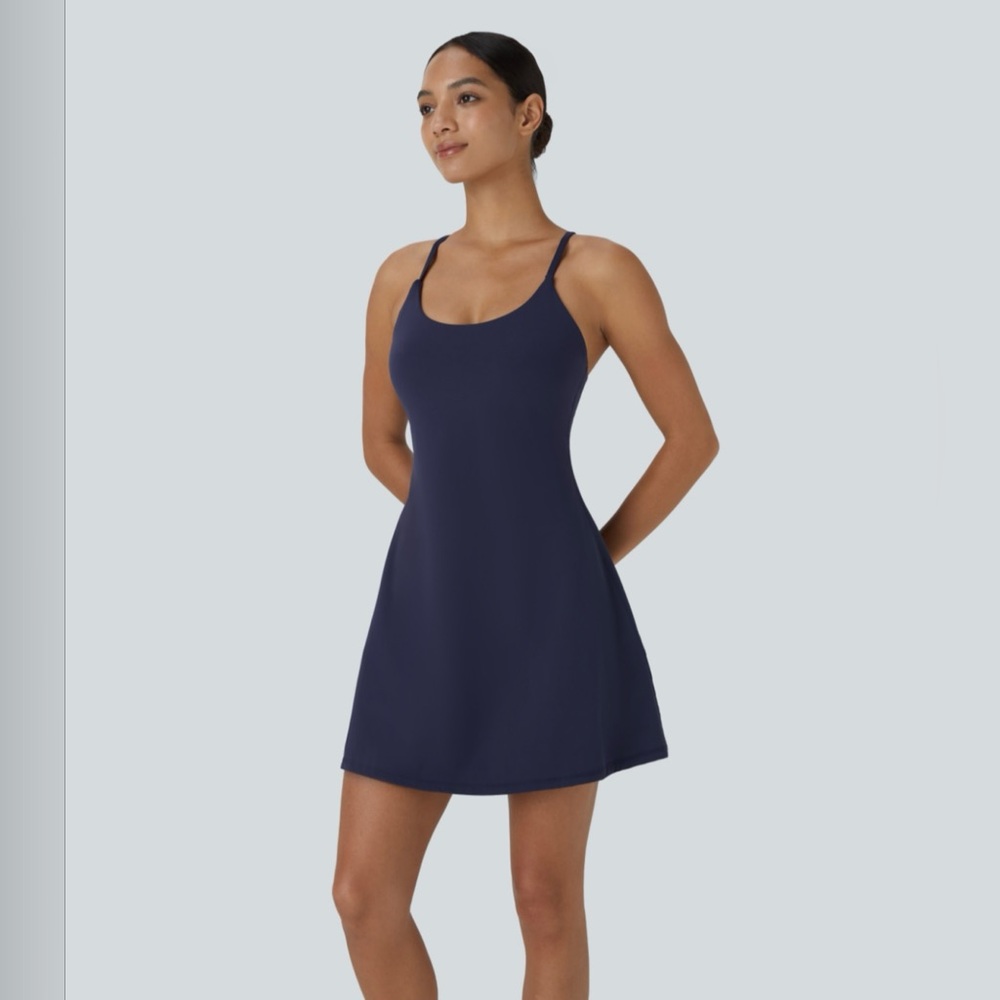 Halara Softlyzero Plus Backless Active Peacoat Co… - image 3